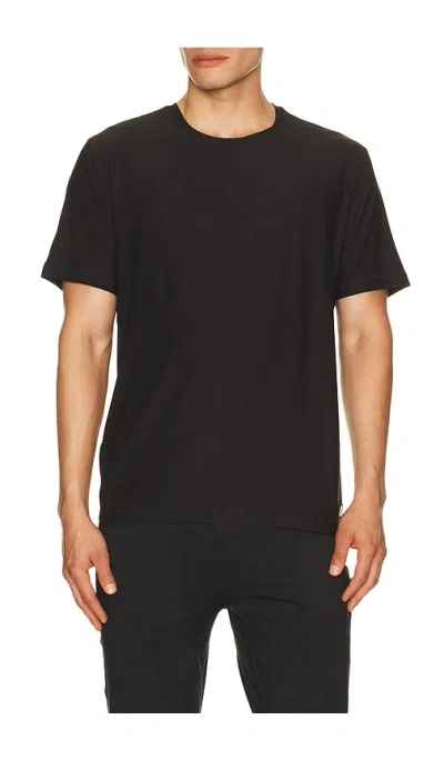 Vuori Strato Tech Tee In Black