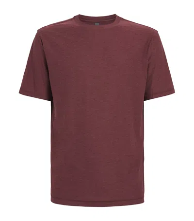 Vuori Strato Short Sleeve Tech Tee In Grey In Brown