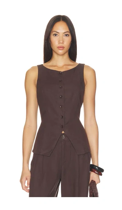 Vuori Trestles Twill Button Down Tank Top In French Roast