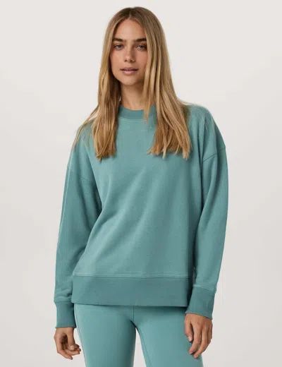 Vuori Women's Sedona Weekender Crew In Blue