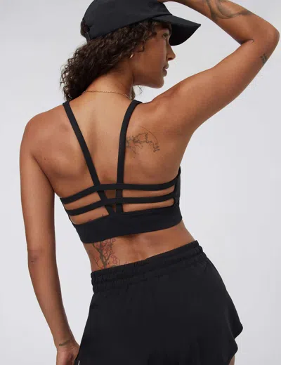Vuori Women's Yosemite Longline Sports Bra In Black