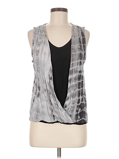 Pre-owned W5 Sleeveless Blouse In Silver