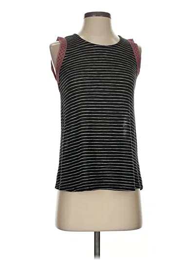 Pre-owned W5 Sleeveless Top Black Scoop Neck Tops