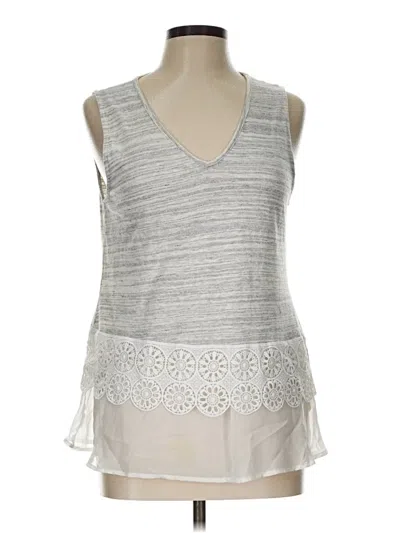 Pre-owned W5 Sleeveless Top Gray V Neck Tops
