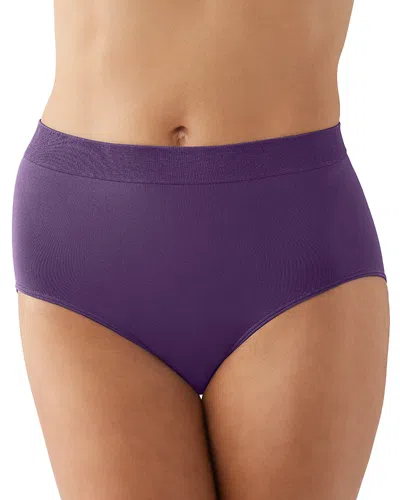 WACOAL B. SMOOTH SEAMLESS BRIEFS