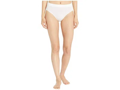 Wacoal B-smooth High-cut Briefs Women's Underwear White: Sm, Cotton/nylon/spandex