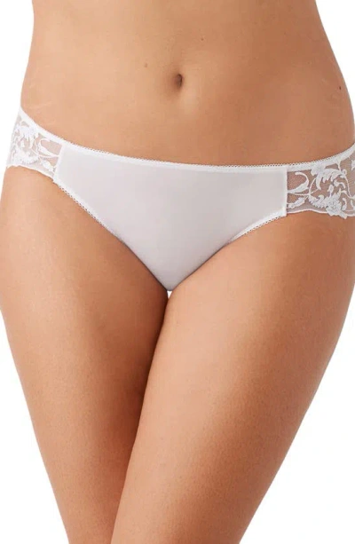 Wacoal Dramatic Interlude Bikini In White