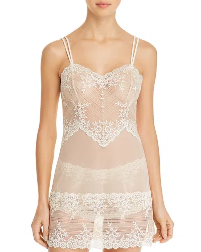 Wacoal Embrace Lace V-neck Stretch-lace Chemise In Nude/ivory