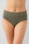 Wacoal Feeling Flexible Briefs In Brown
