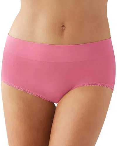 Wacoal Feeling Flexible Seamless Brief In Chateau Rose