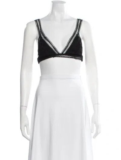 Pre-owned Waimari V-neck Sleeveless Sports Bra In White