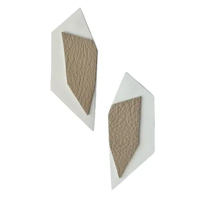 Waiwai Women's Neutrals / White Two Tone Geometric Studs