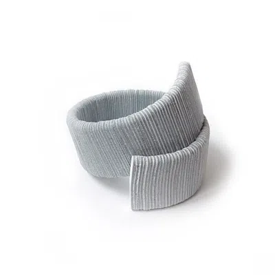 Waiwai Women's Ribbed Cuff Bracelet White