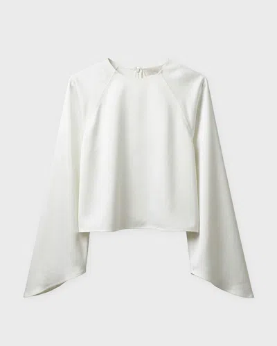 Wakakuu Icons Top Emmy In White