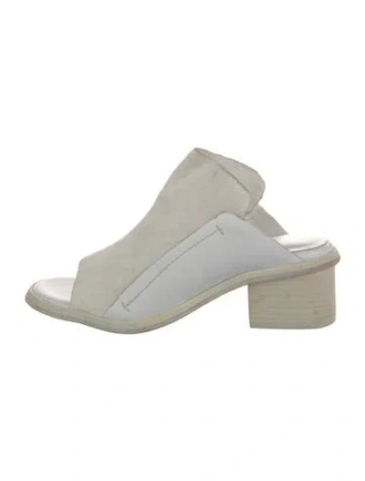 Pre-owned Wal & Pai Leather Slides In White
