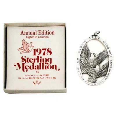 Pre-owned Wallace Silversmiths 1978  Sterling Christmas Medallion