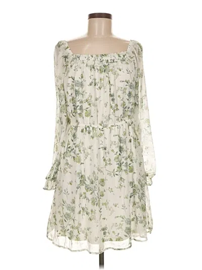 Pre-owned Wallflower Casual Dress In White