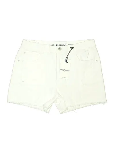 Pre-owned Wallflower Shorts In Ivory