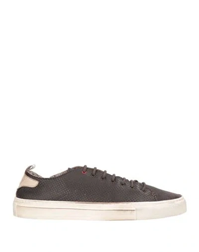 Wally Walker Man Sneakers Dark Brown Size 6 Leather