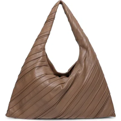 Walter Baker Dakota Leather Shoulder Bag In Brown