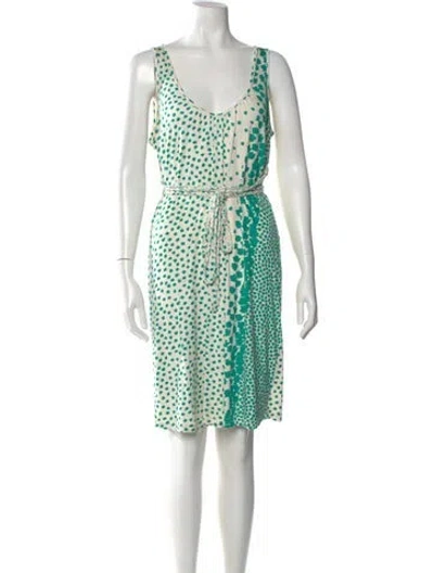 Pre-owned Walter Silk Knee-length Dress In Green