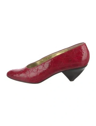 Pre-owned Walter Steiger Embossed Leather Pumps In Red