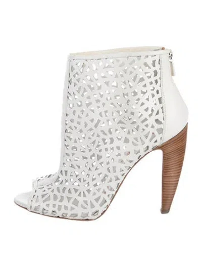 Pre-owned Walter Steiger Leather Boots In White