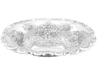 Pre-owned Wang Hing & Co. Antique Chinese Export Silver Fruit Dish By , C. 1900