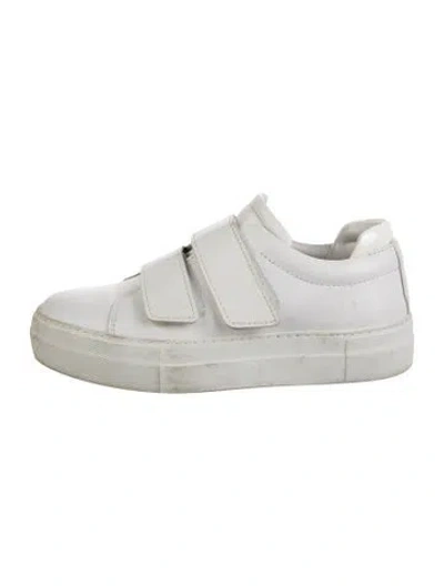 Pre-owned Want Les Essentiels De La Vie Leather Sneakers In White