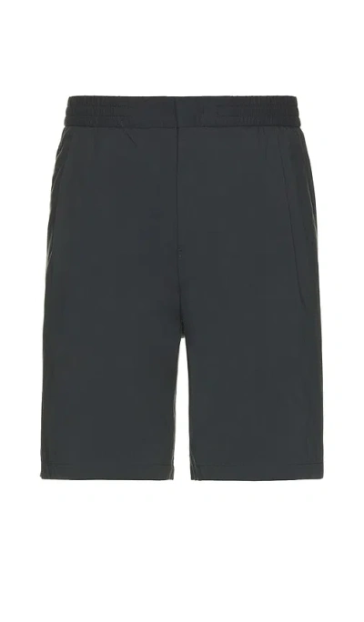 Wao Relaxed Nylon Pleated Short In Dark Navy