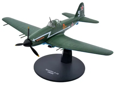 War Birds Of Wwii Ilyushin Il-10 Ground Attack Aircraft (ussr 1944) 1/72 Diecast Model By Warbirds Of Wwii In Green