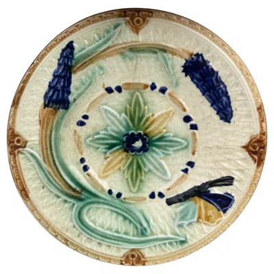 Pre-owned Wasmuel Majolica 19th Century Majolica Flowers & Butterfly Plate Wasmuel In Sand