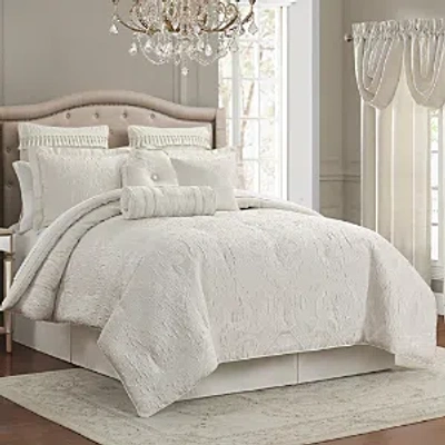 Waterford Aragon 6 Piece Comforter Set, Queen In White