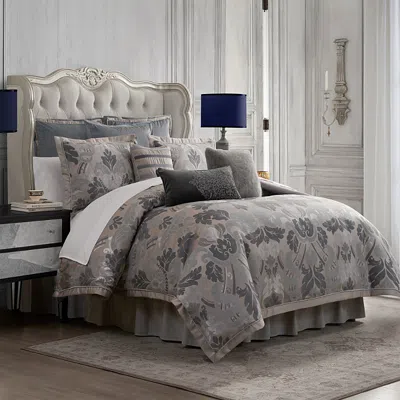 Waterford Lorna 4 Piece Comforter Set, California King In Gray