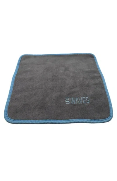 Waves California Microfiber Shoe Towel In Gray