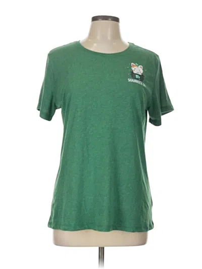 Pre-owned Way To Celebrate! Short Sleeve T-shirt In Green