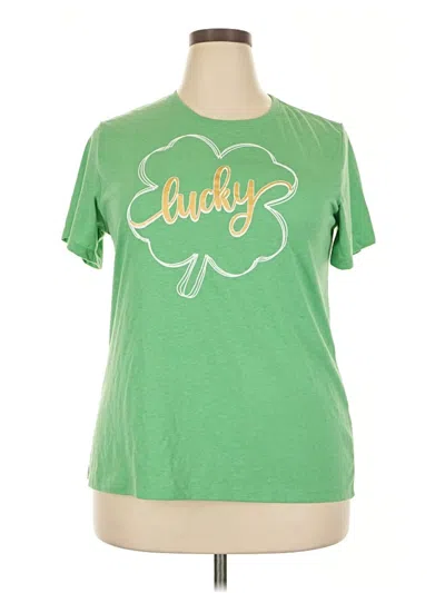 Pre-owned Way To Celebrate! Short Sleeve T-shirt In Green