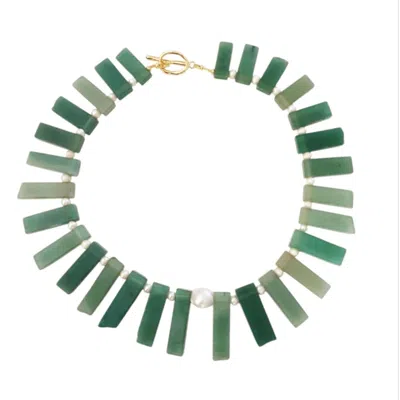 Way To Chic Women's Green Aventurine & Pearls Statement Necklace