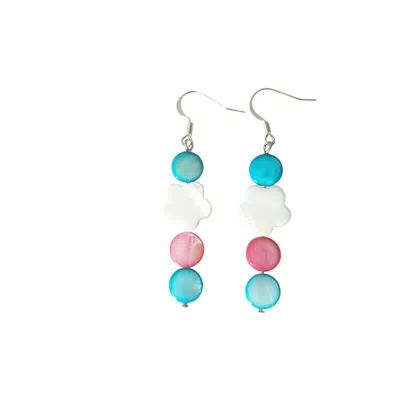 Way To Chic Women's Natural Shell Earrings In Metallic