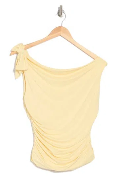Wayf Bow One-shoulder Ruched Top In Yellow