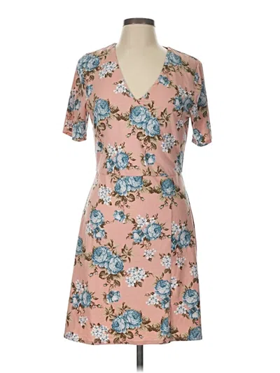 Pre-owned Wayf Casual Dress In Tan