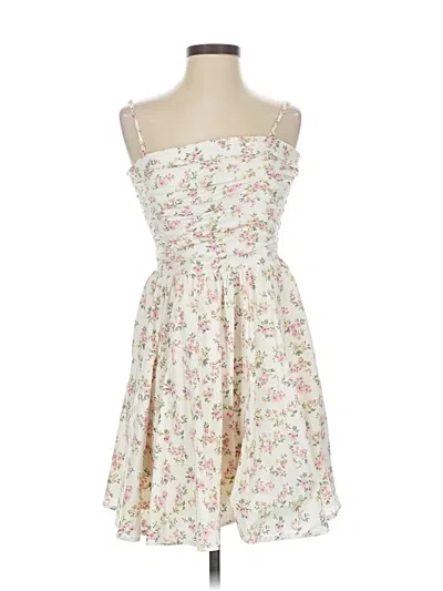 Pre-owned Wayf Casual Dress In White