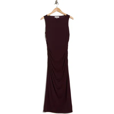 Wayf Ruched Sleeveless Dress In Burgundy