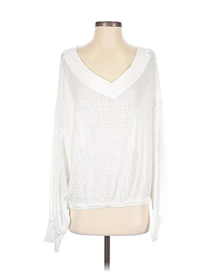 Pre-owned We The Free Long Sleeve Top White V Neck Tops