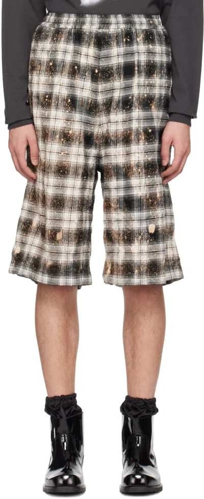 We11 Done Black Crinkled Shorts