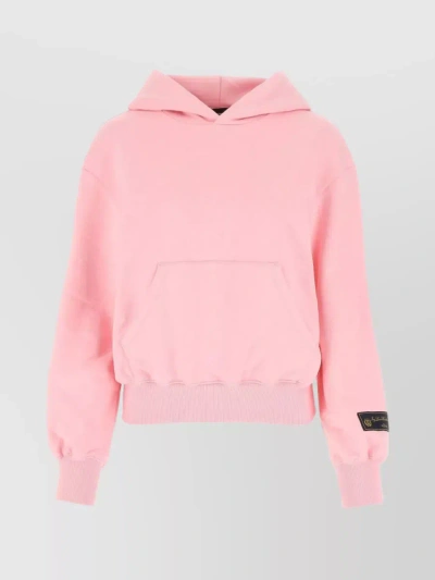 We11 Done Logo-patch Cotton Hoodie In Pink