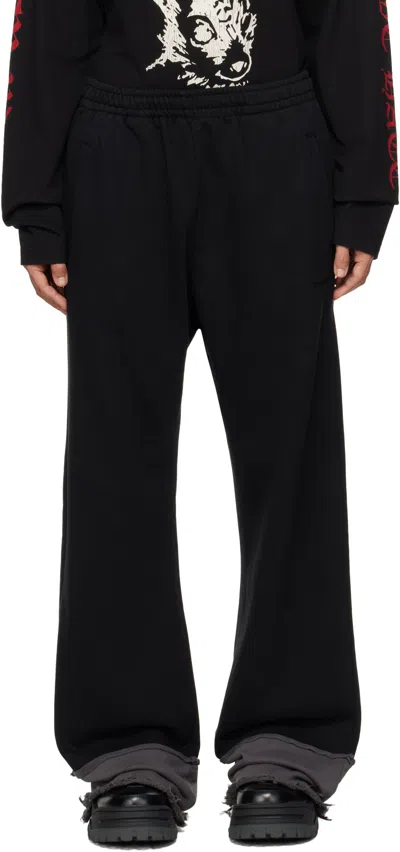 We11 Done Destroyed Color Block Sweatpants In Black