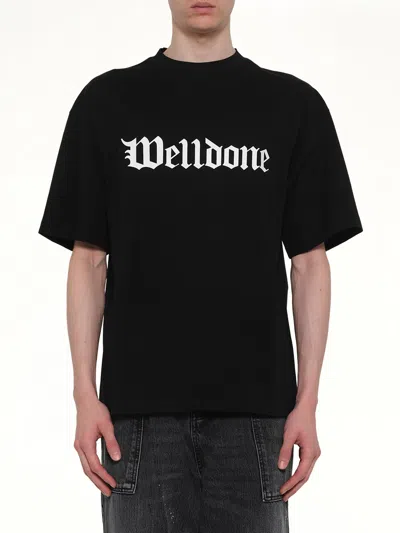 We11 Done Gothic Logo Short-sleeved T-shirt In Black