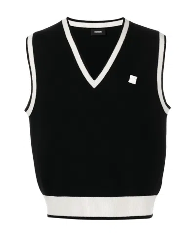 We11 Done Logo-patch V-neck Vest In Black
