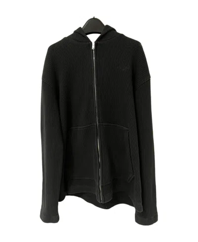 We11 Done Long-sleeved Zipper Sweater In Black